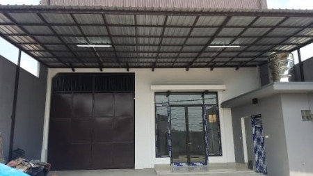 Rumah Lama 2 Lantai ( Hitung Tanah ) di Raya Gilang, Kec Taman, Sepanjang Sidoarjo