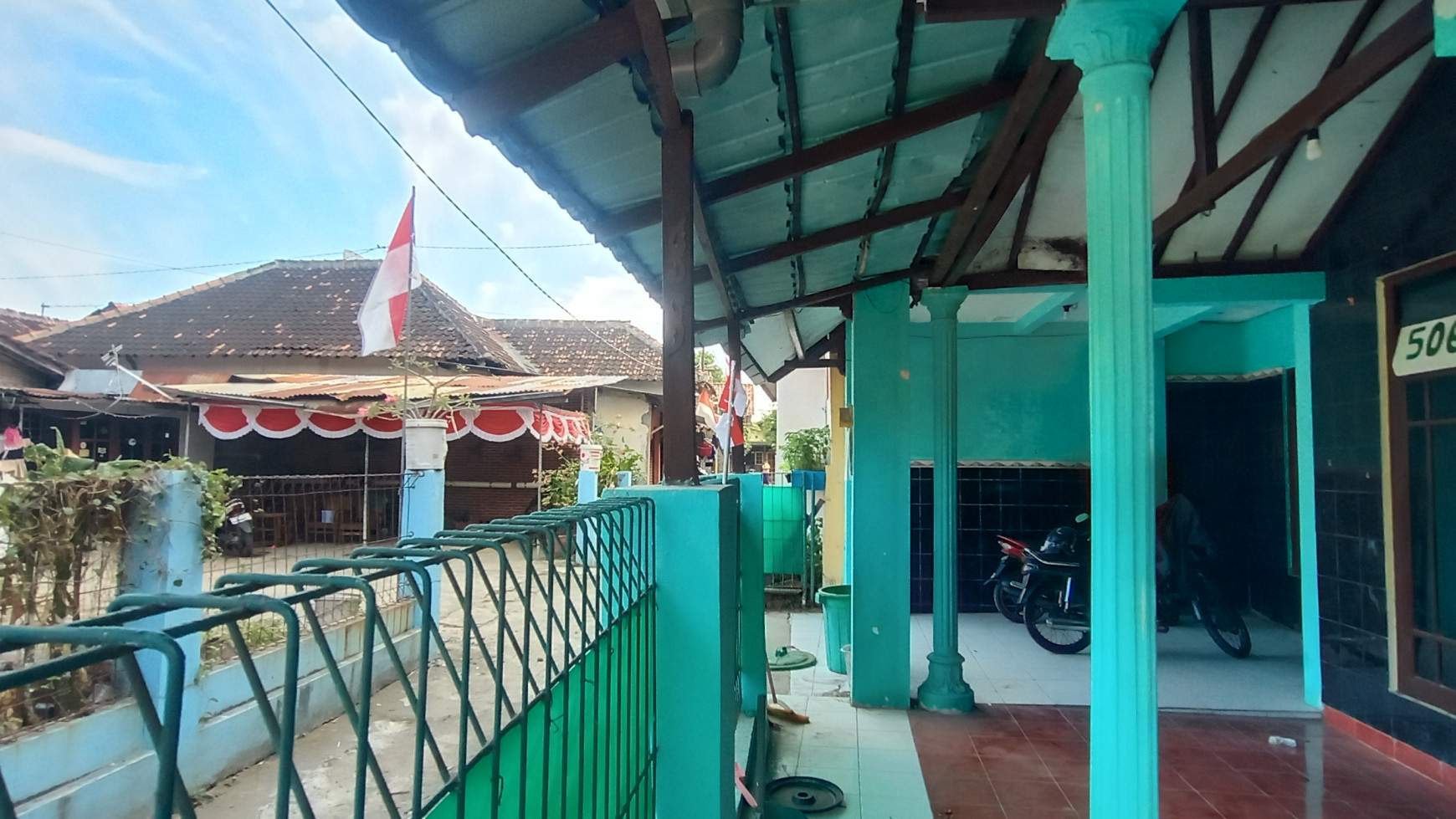 RUMAH TINGGAL DI PANDEYAN, UMBULHARJO, YOGYAKARTA
