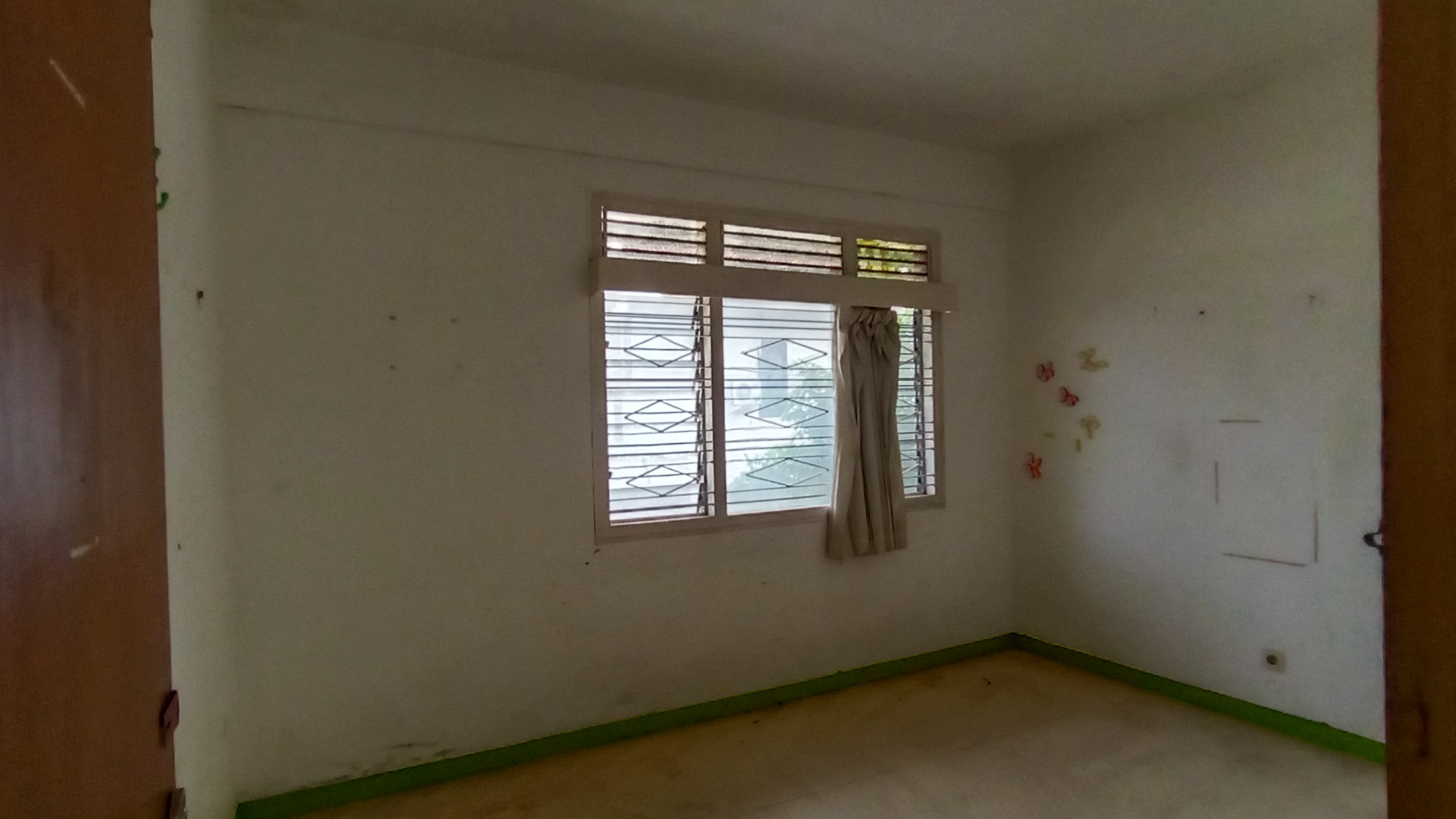 RUMAH 18 KAMAR DI DEKAT LINGKUNGAN KAMPUS KUGM, POGUNG, SLEMAN