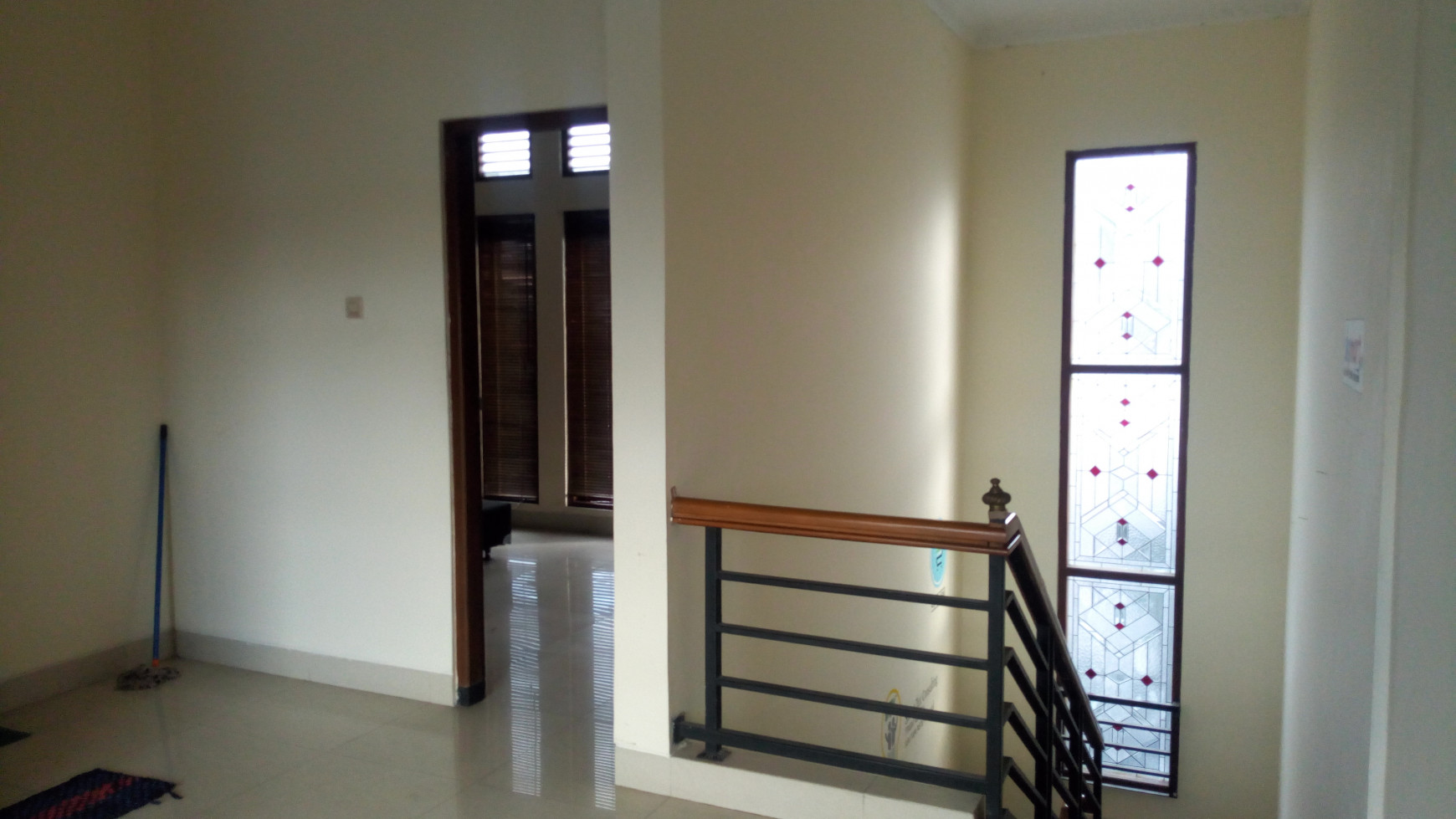 RUMAH 2 LANTAI DISEWAKAN DALAM PERUM JOGJA TOWN HOUSE 2