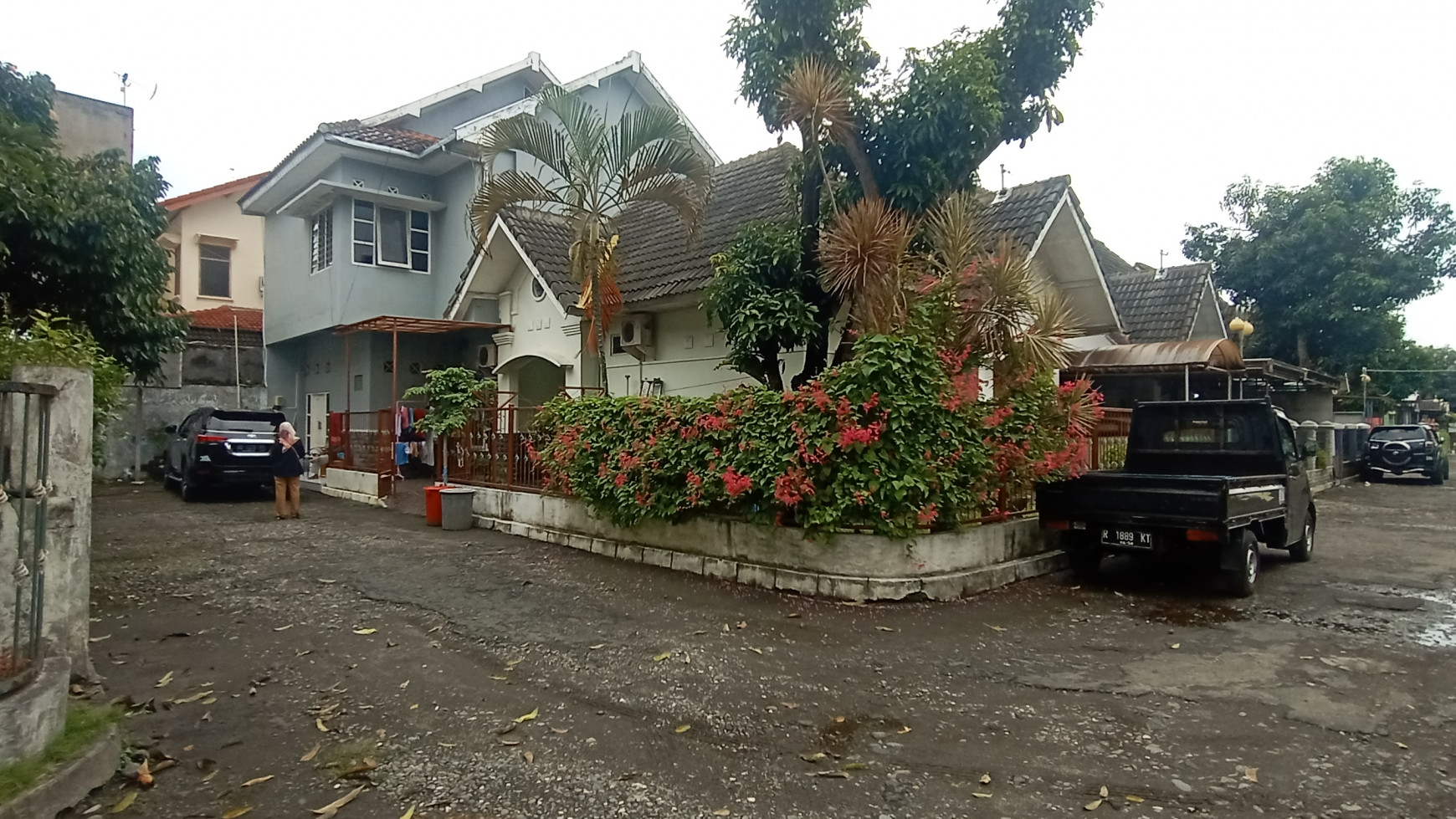 RUMAH+KOST AKTIF , DI PERUM PURI PERMATA, DEKAT UII, DAN UPN