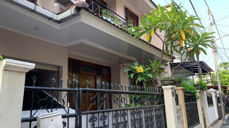 Rumah siap huni di tebet jakarta