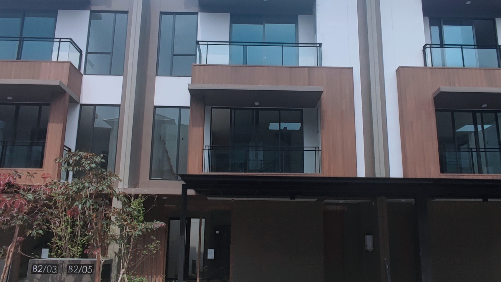 Hot Price. Rumah Mewah The Zora Kazumi, Bsd