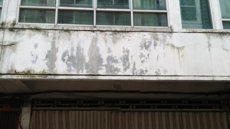 Dijual Ruko 4 lantai di Jalan Bongkaran, Surabaya