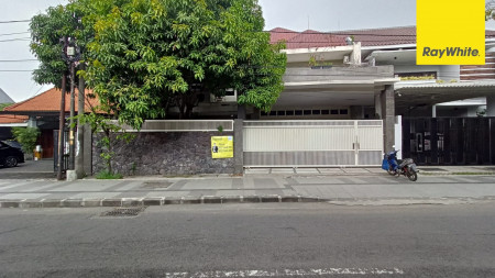 Dijual Rumah 2 lantai di Jalan Raya Gayungsari Barat, Surabaya