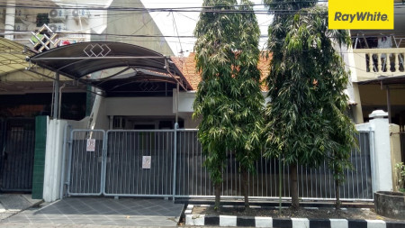 Dijual Rumah di Barata Jaya, Surabaya