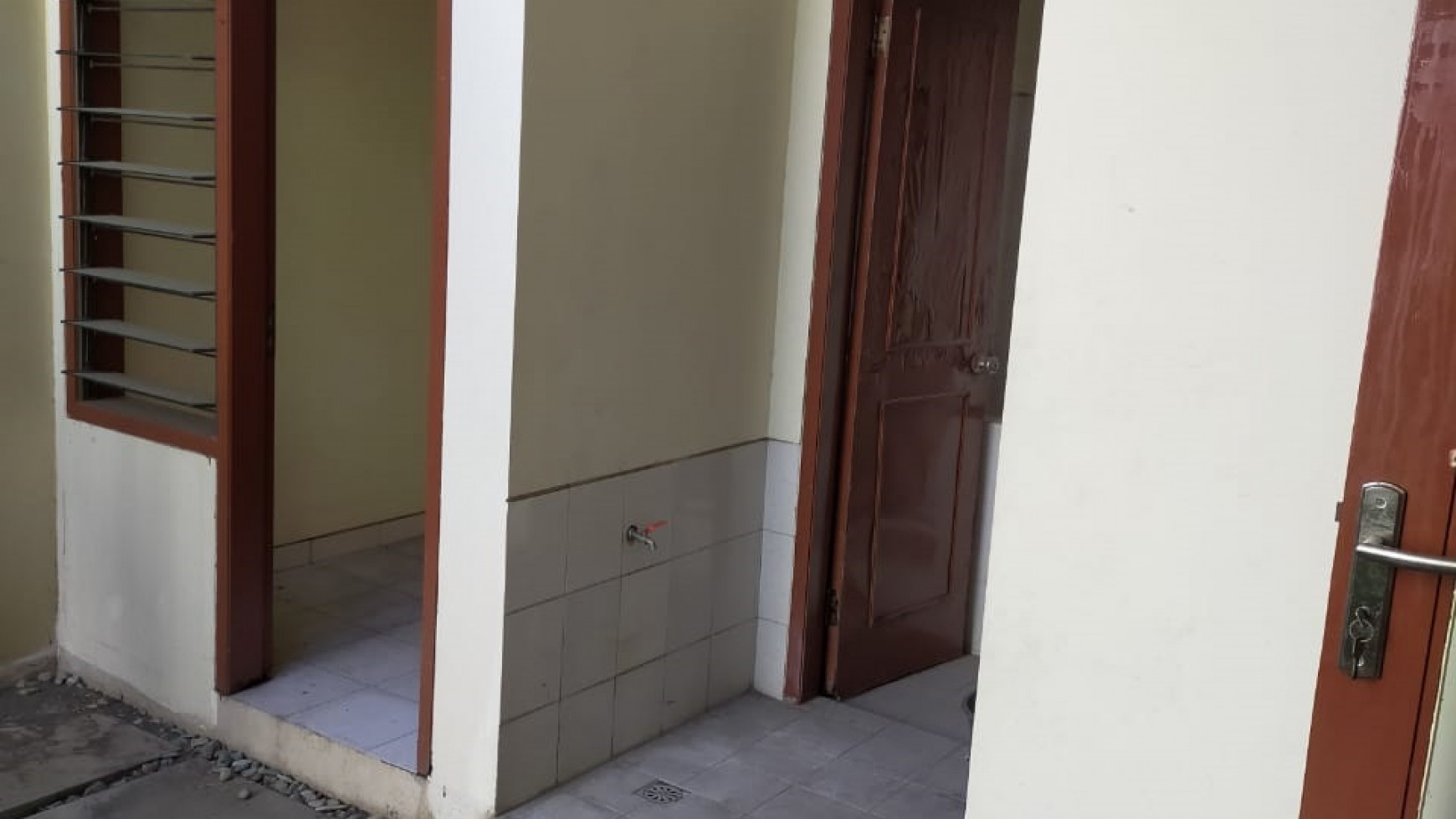 Dijual Rumah di Central Park A Yani, Surabaya