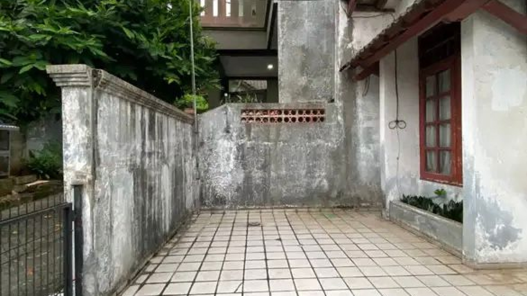 Rumah minimalis 1 lantai dalam Komplek di Pamulang