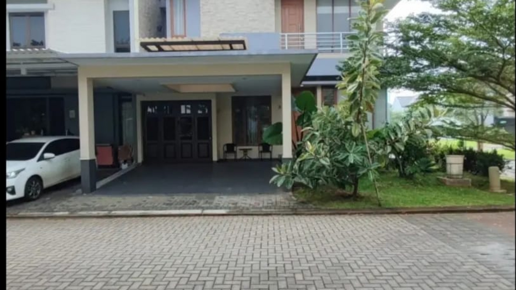 Rumah Bangunan Mandiri Eminent 
