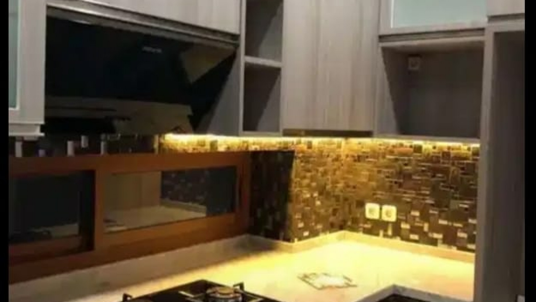 Rumah Bangunan Mandiri Eminent 