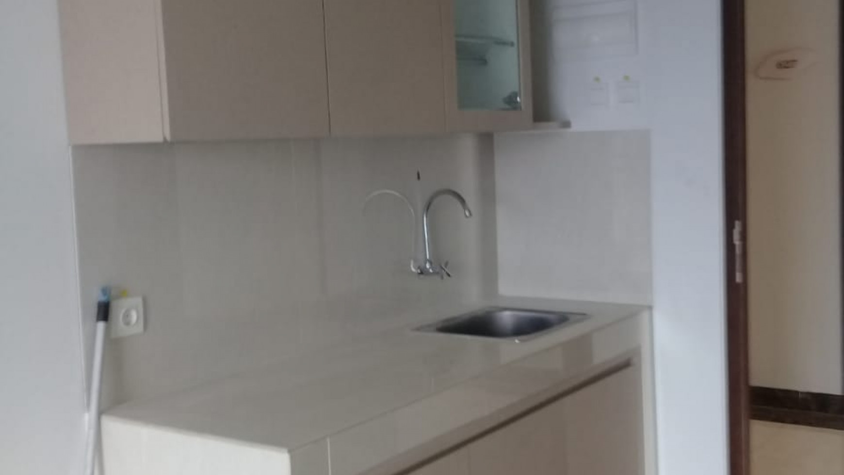 Dijual Murah Apartemen Spring Wood, 1 Kamar Timur (1 BR), Raya Serpong