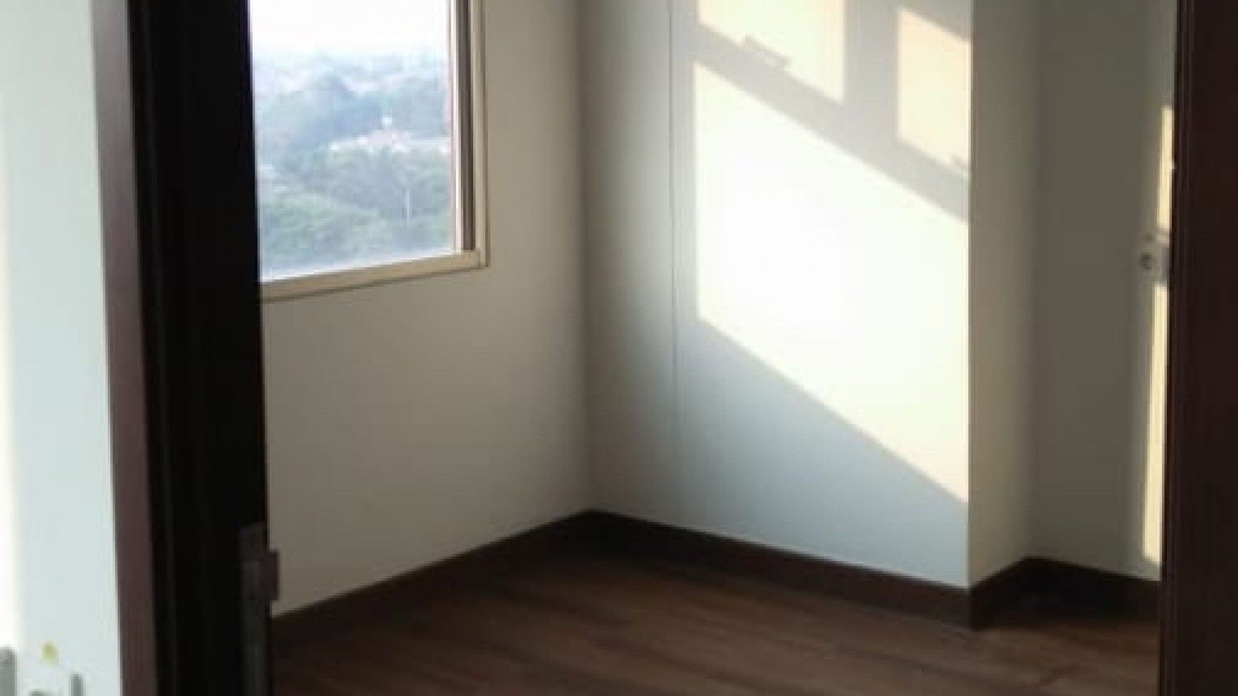 Dijual Murah Apartemen Spring Wood, 1 Kamar Timur (1 BR), Raya Serpong