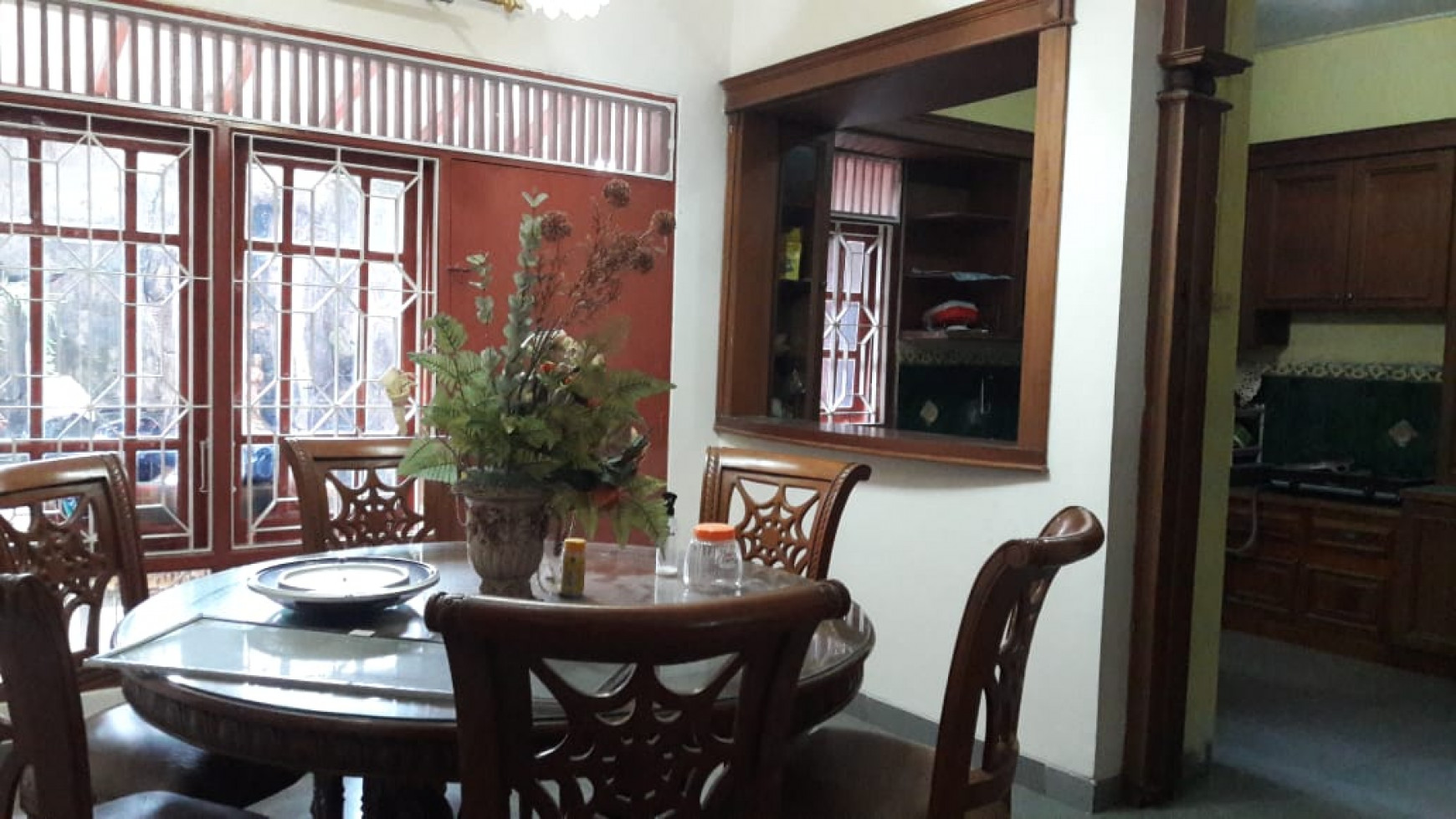 Rumah Mewah Full Furnish Disewakan Di Jl Timoho, Dekat RS Happy Land Yogyakarta