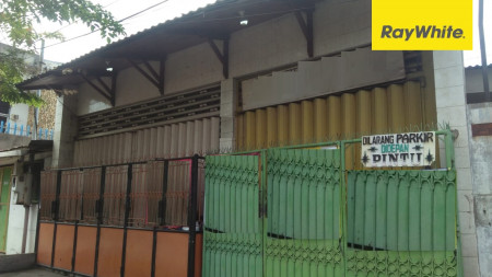 Dijual Ruko Strategis Siap Huni di Jalan Simokerto, Surabaya