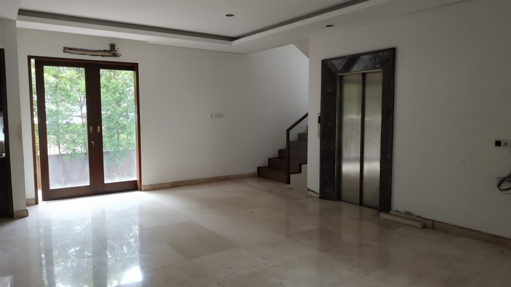 Dijual Rumah Bagus Brand New Dalam Townhouse Jakarta Selatan