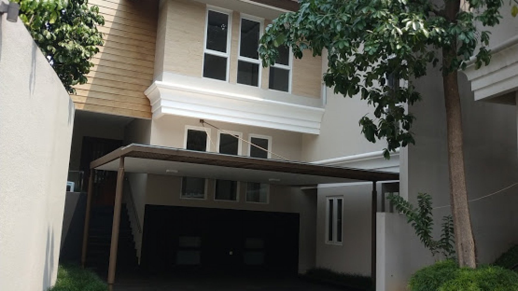 Dijual Rumah Bagus Brand New Dalam Townhouse Jakarta Selatan