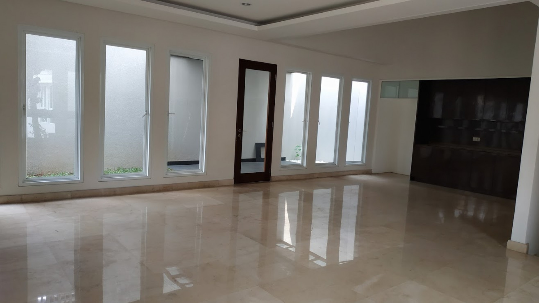 Dijual Rumah Bagus Brand New Dalam Townhouse Jakarta Selatan