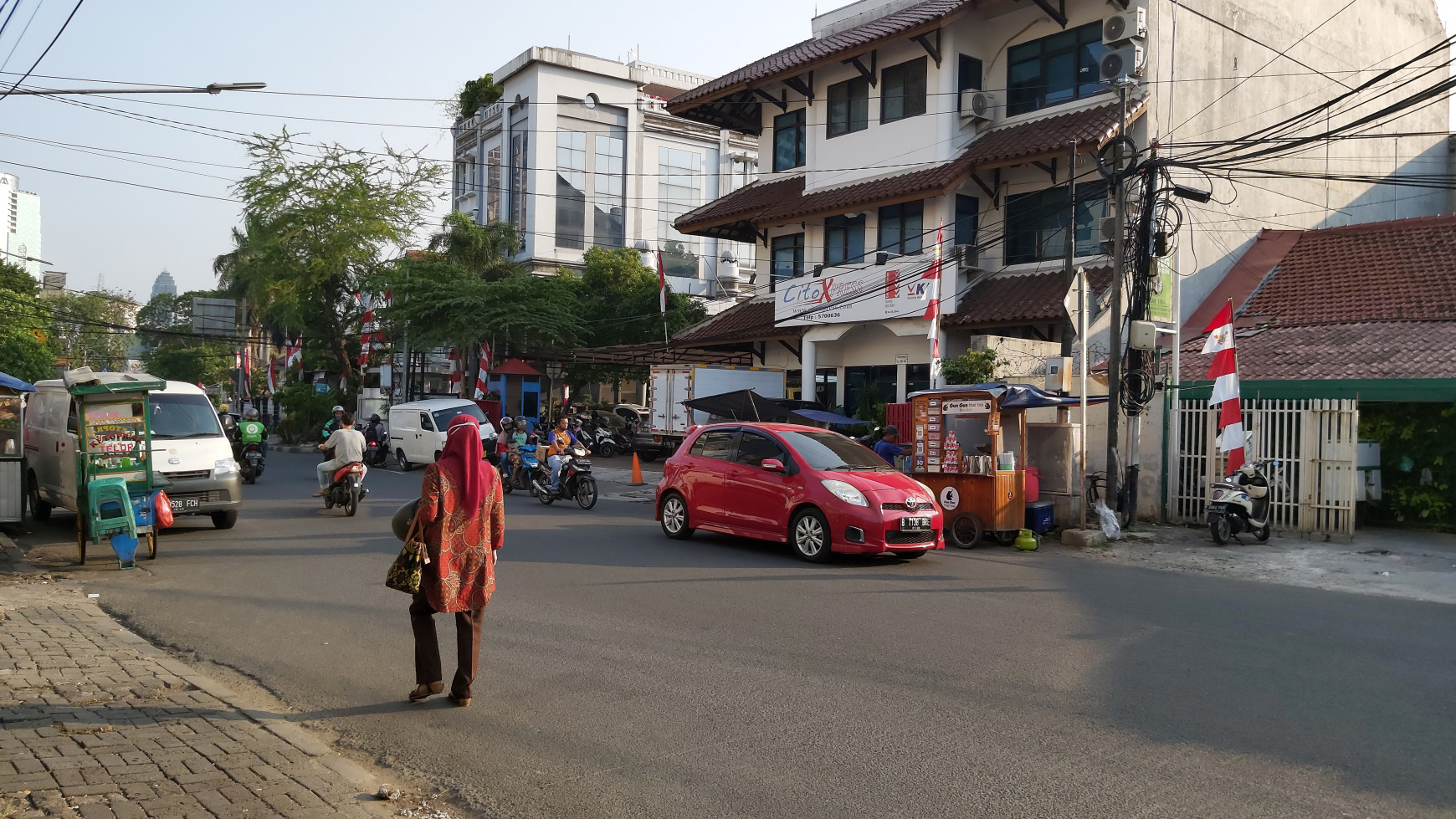 Dijual Cepat Rumah Hitung Tanah cocok untuk usaha lokasi strategis Benhil Raya Jakpus