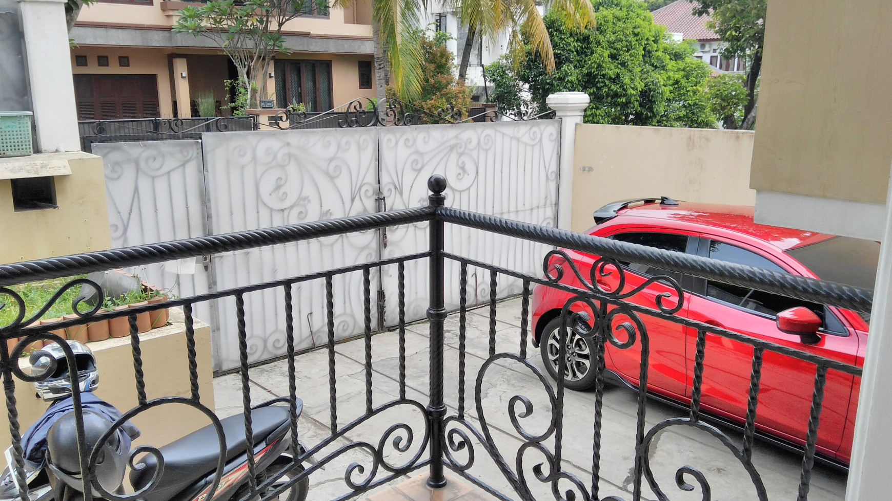 RUMAH 2 LANTAI + BASEMENT SEMI FURNISHED PERUMAHAN BUKIT MAS REMPOA VETERAN JAKARTA SELATAN #AMDG