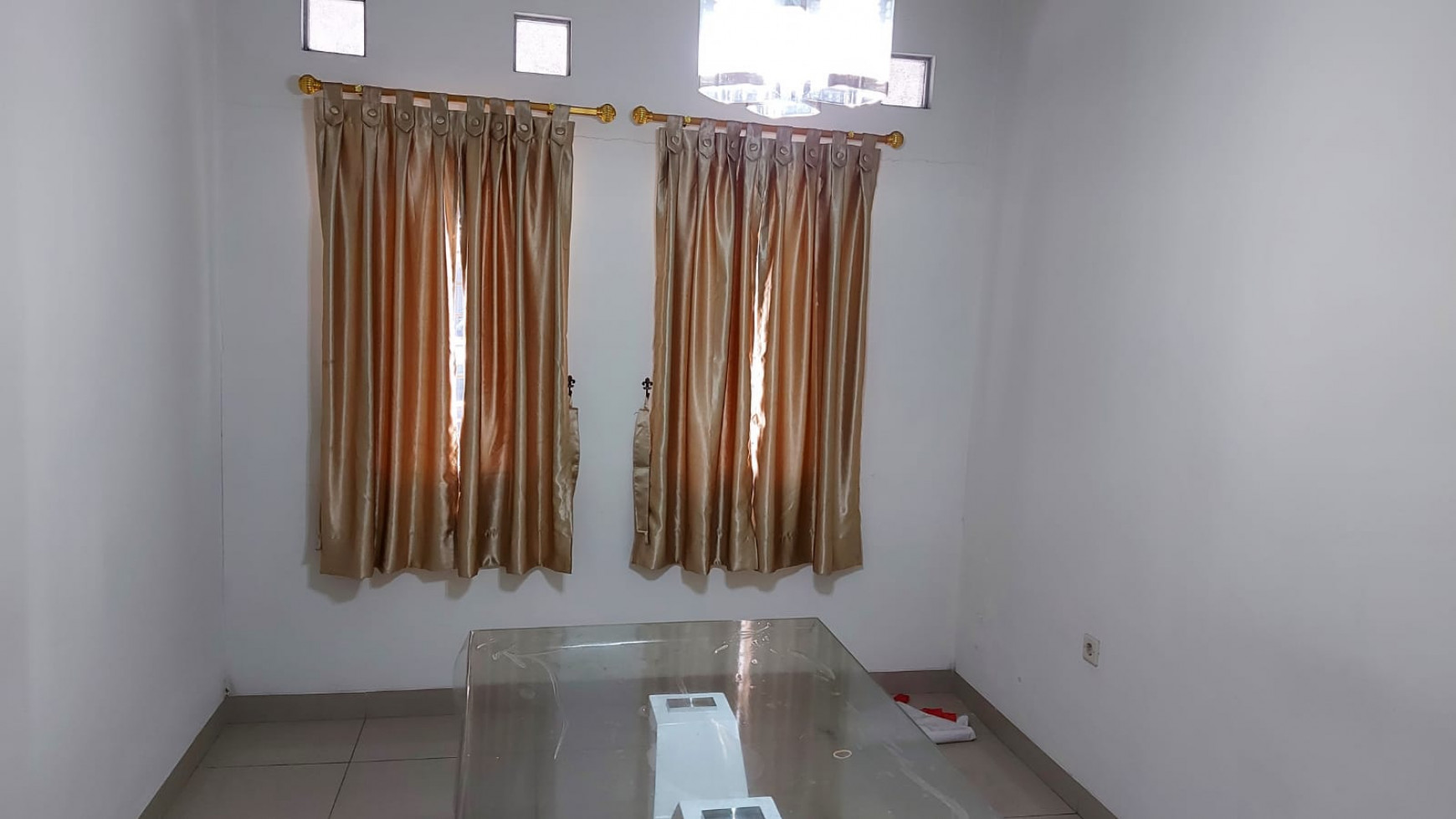 Dijual Rumah murah di madrid utara 2 palem semi tangerang