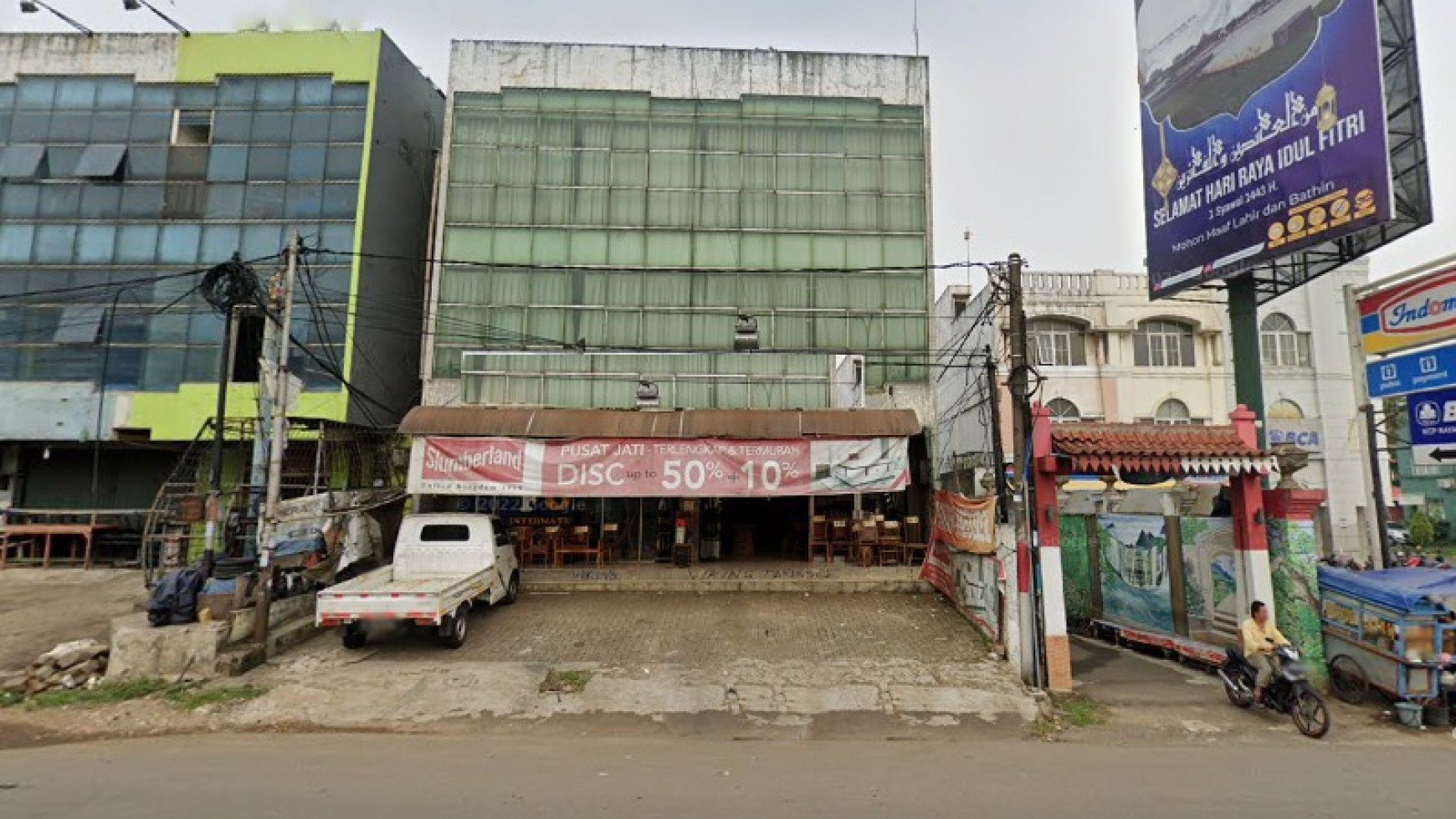 Dijual Ruko Besar Pinggir Jalan 2 Arah, Parkiran luas di Serpong, Tangerang Selatan