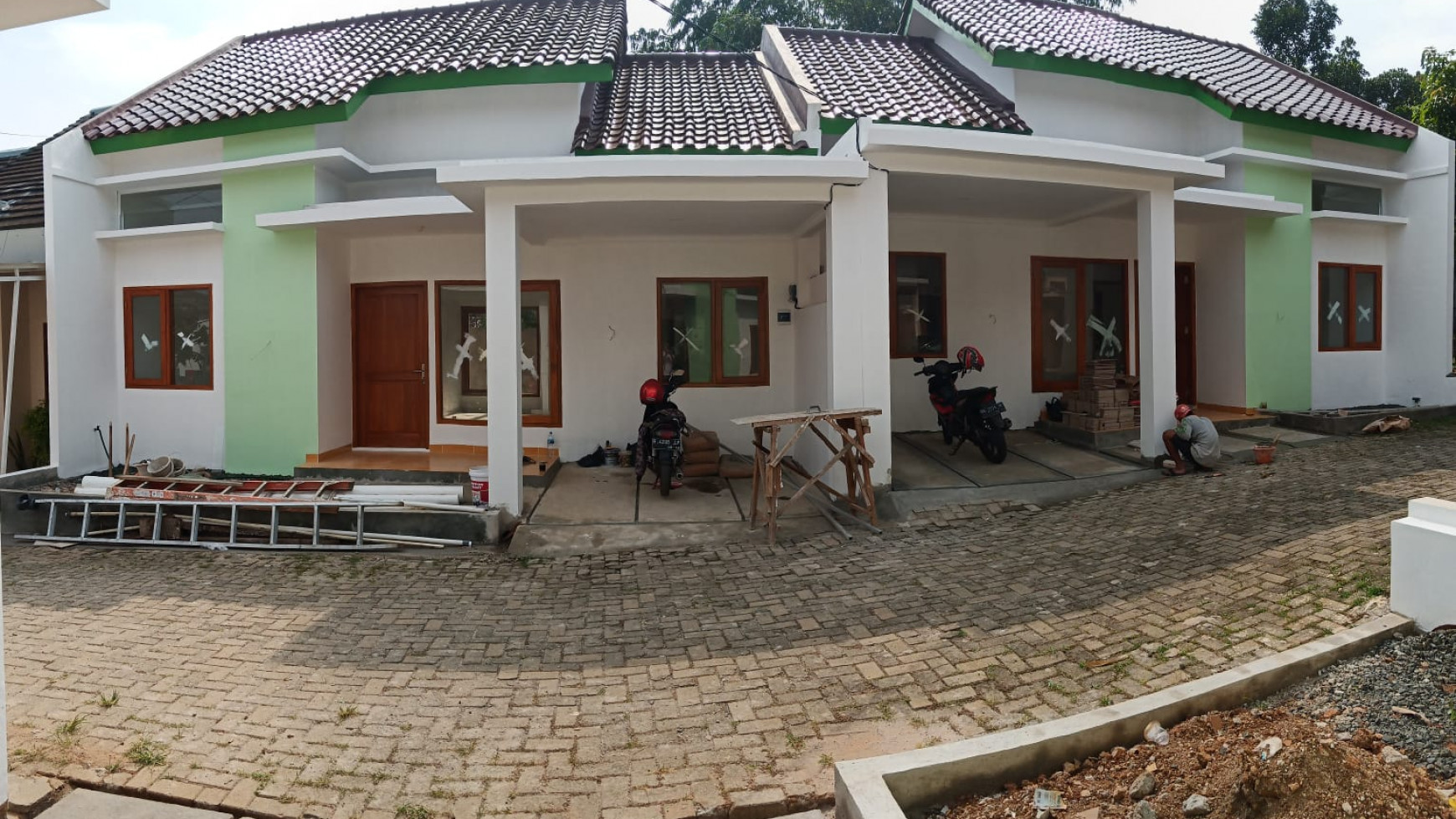 Rumah BARU Minimalis dan Hunian Nyaman @Perumahan Bukit Hijau, Sukmajaya, Depok