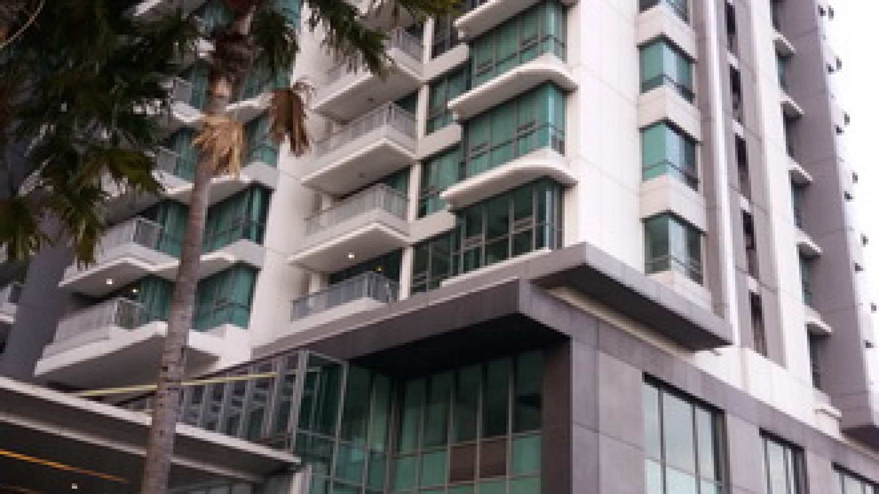 For Sale Good New 3 BR Unit Good Interior @ st Moritz - Royal Suites- Puri  Indah- West Jakarta