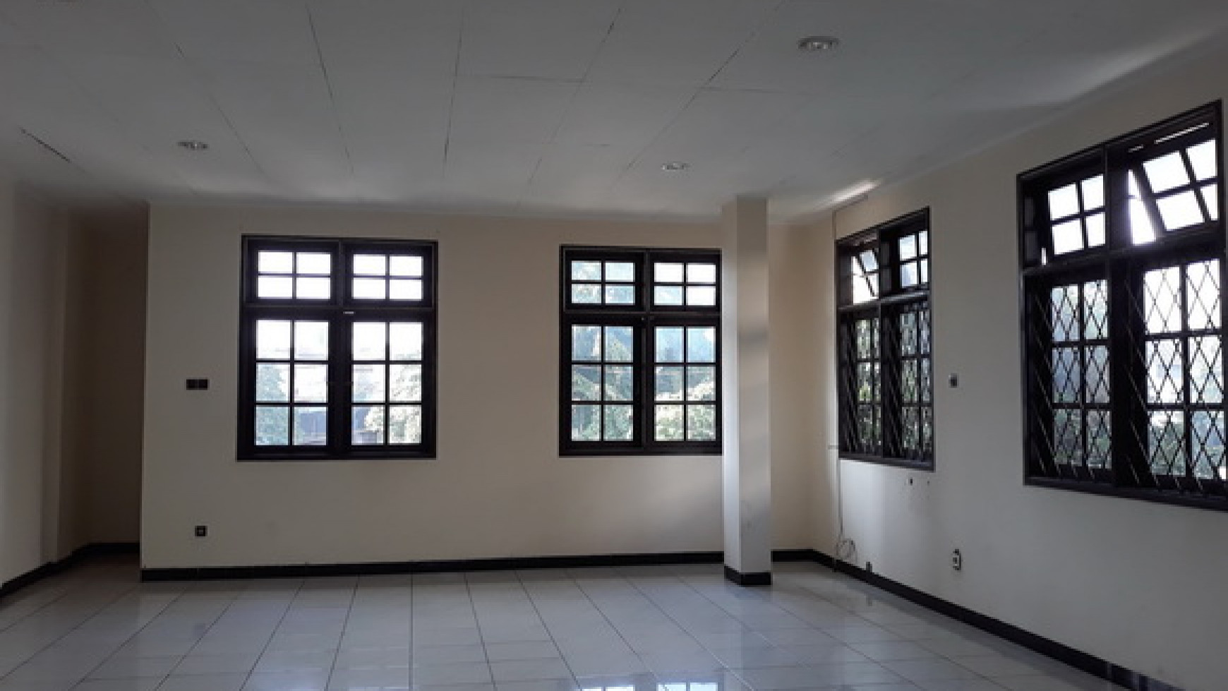 For Rent Rukan 2 1/3 Lantai @ Jl. Kedoya Duri Raya - Jakarta Barat