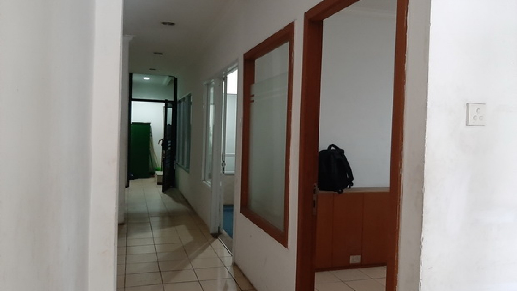 For Rent Ruko @ Tomang Raya  Lantai 3 & 4 - 4 1/2 Lantai - Tomang - Jakarta Barat