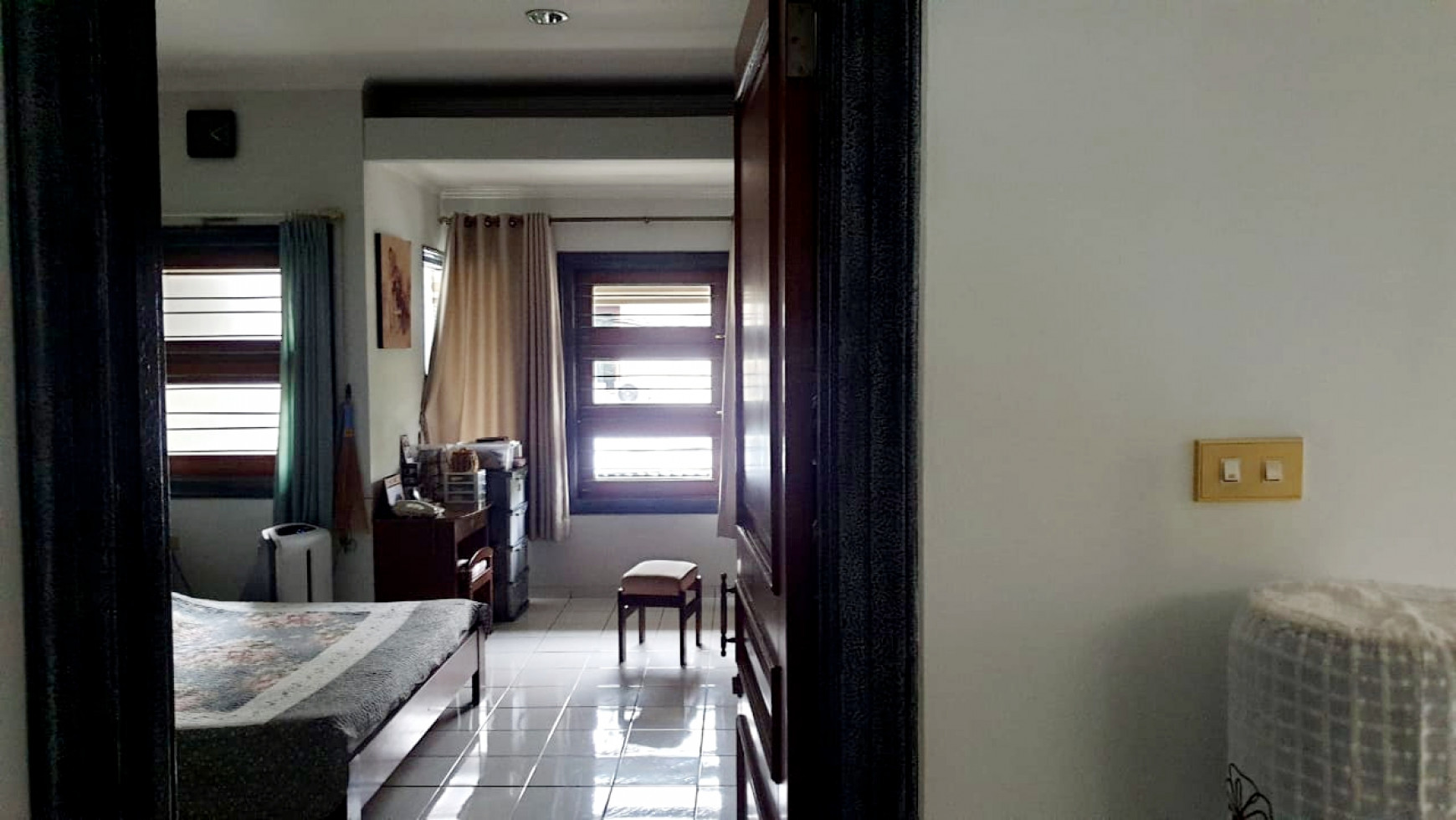 Dijual Rumah  Siap Huni 2 Lt.  di Taman Kedoya Baru/ Elok - Kedoya Selatan - Jakarta Barat