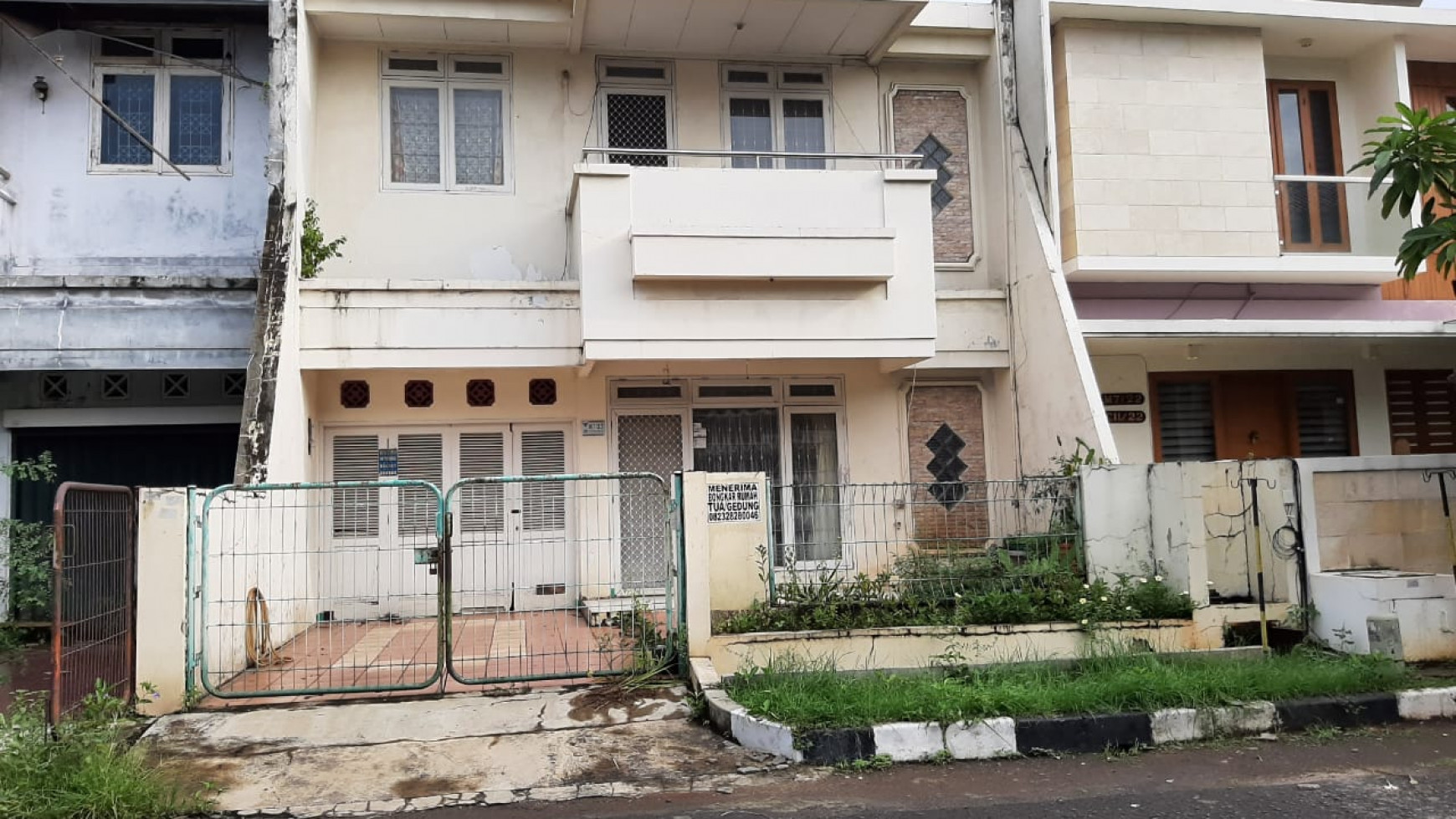 Dijual Rumah 2 Lt @ Permata Buana Tahap 2 - Jakarta Barat