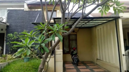 Rumah siap huni di Bintaro Jaya 9.