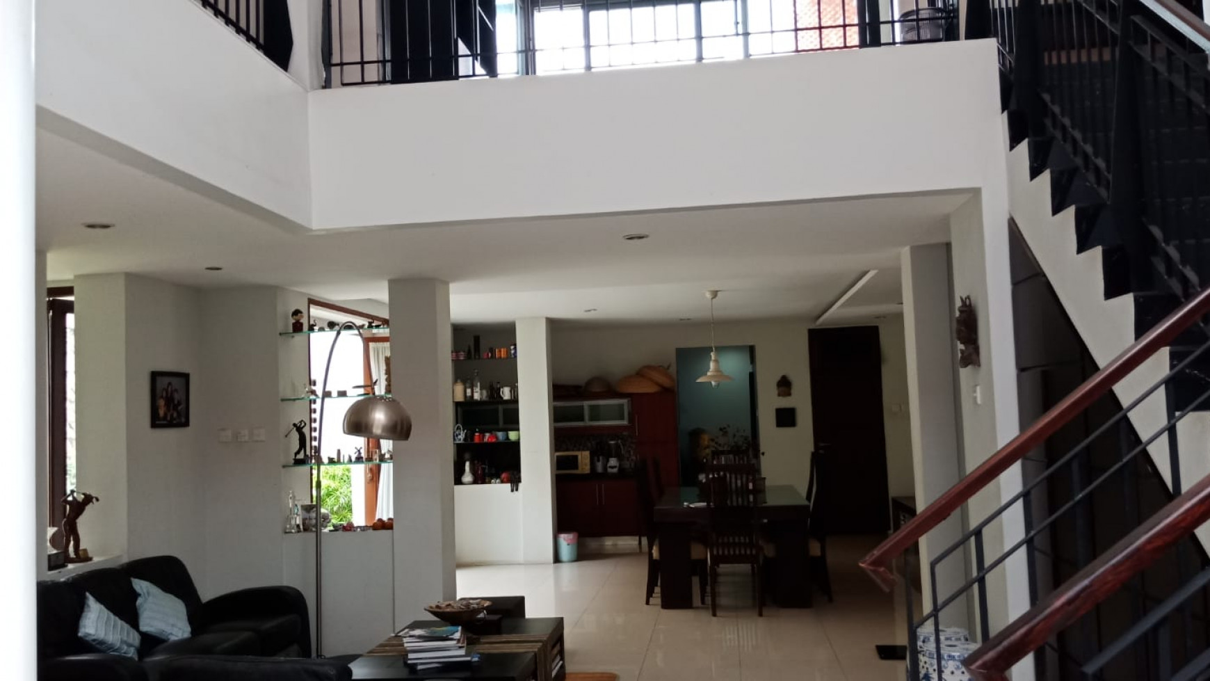 Rumah Bagus Di River Park Bintaro Jaya Sektor 8