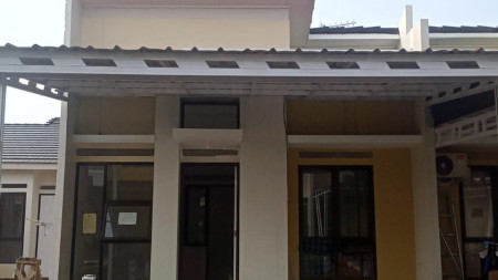 Rumah Siap Huni  2 Kamar di  Galuh Mas, Karawang Barat