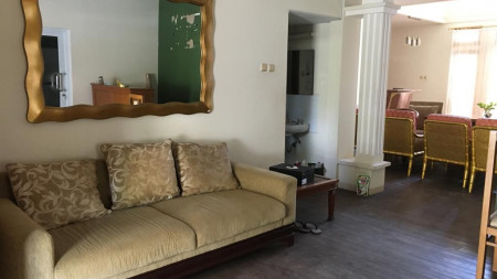 DISEWA RUMAH JL HANG LEKIR KEBAYORAN BARU JAKARTA SELATAN