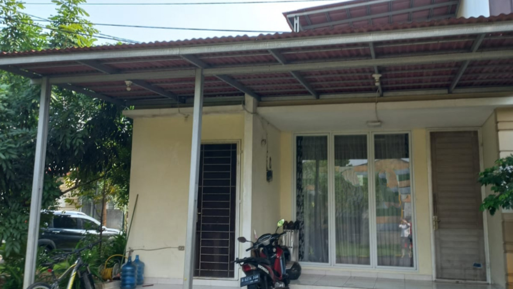 Rumah siap huni di pondok aren