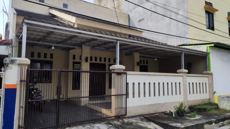 Rumah kondisi rapih dan bagus di cimone permai 2 Tangerang