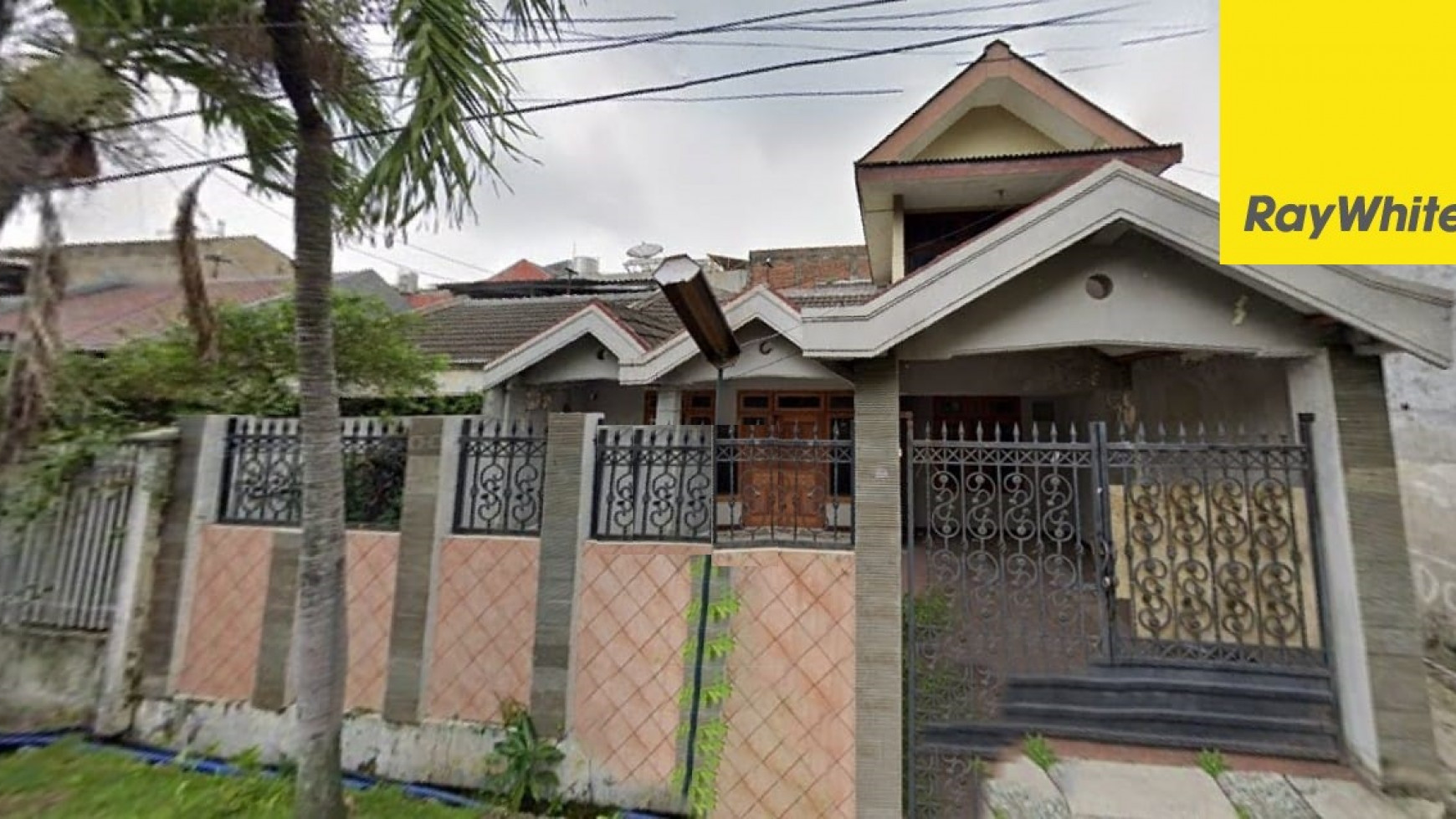 Dijual Rumah di Simpang Darmo Permai Selatan, Surabaya