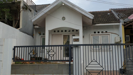 Rumah Bagus Di Perum Bukit Rivaria, Sawangan Depok