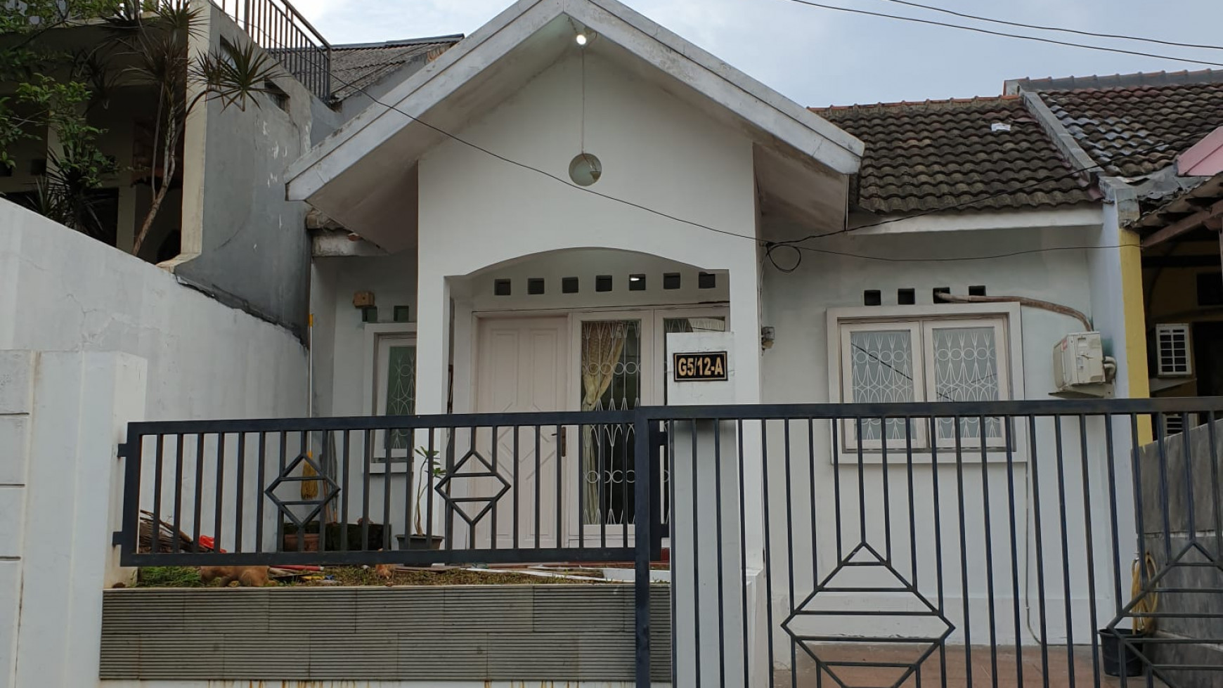 Rumah Bagus Di Perum Bukit Rivaria, Sawangan Depok