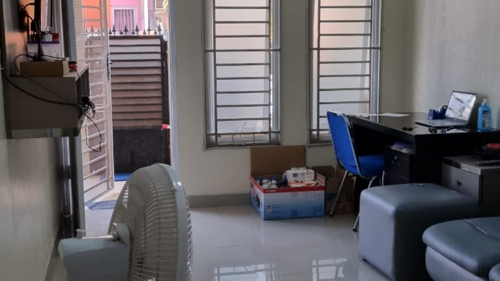 Dijual rumah murah kondisi bagus di Royal Karawaci Tangerang