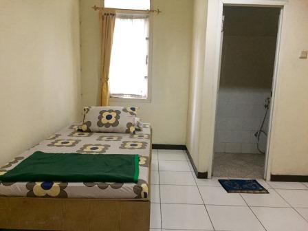 Dijual Rumah Kost + paviliun di Komplek , JL Gatot Subroto , Jaksel