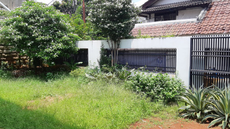 Dijual rumah 1.5lt terawat dan siap huni area Cipete Selatan , Jaksel dekat M R T