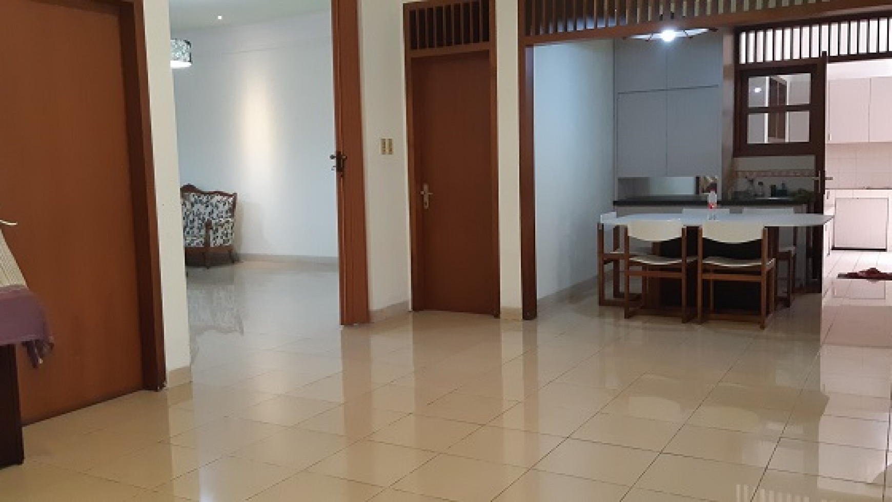 Dijual rumah 1.5lt terawat dan siap huni area Cipete Selatan , Jaksel dekat M R T