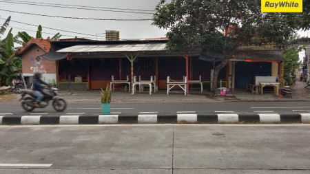 Dijual Rumah di Jl Kedung Cowek, Surabaya