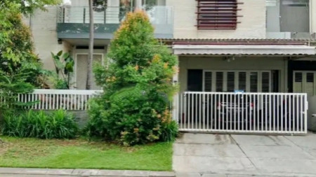 Dijual Rumah Wisata Bukit Mas 2 Surabaya Barat- Ada KOLAM RENANG - RAYA Luar Cluster BOULEVARD - Full Furnished + PAGAR Automatic