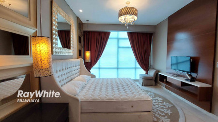 DIJUAL APARTEMEN ESSENCE DHARMAWANGSA, TOWER EAST, UNIT POJOKAN, LANTAI 3, POOL VIEW, SIAP HUNI