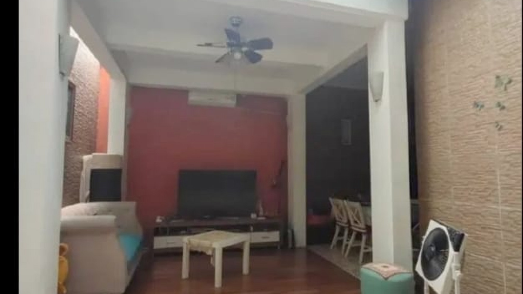 Dijual rumah di The Green BSD