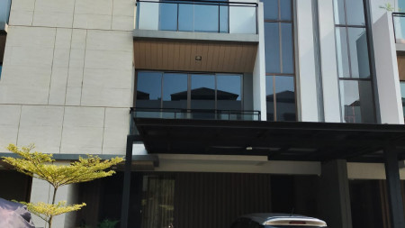 Dijual rumah di Zora BSD City