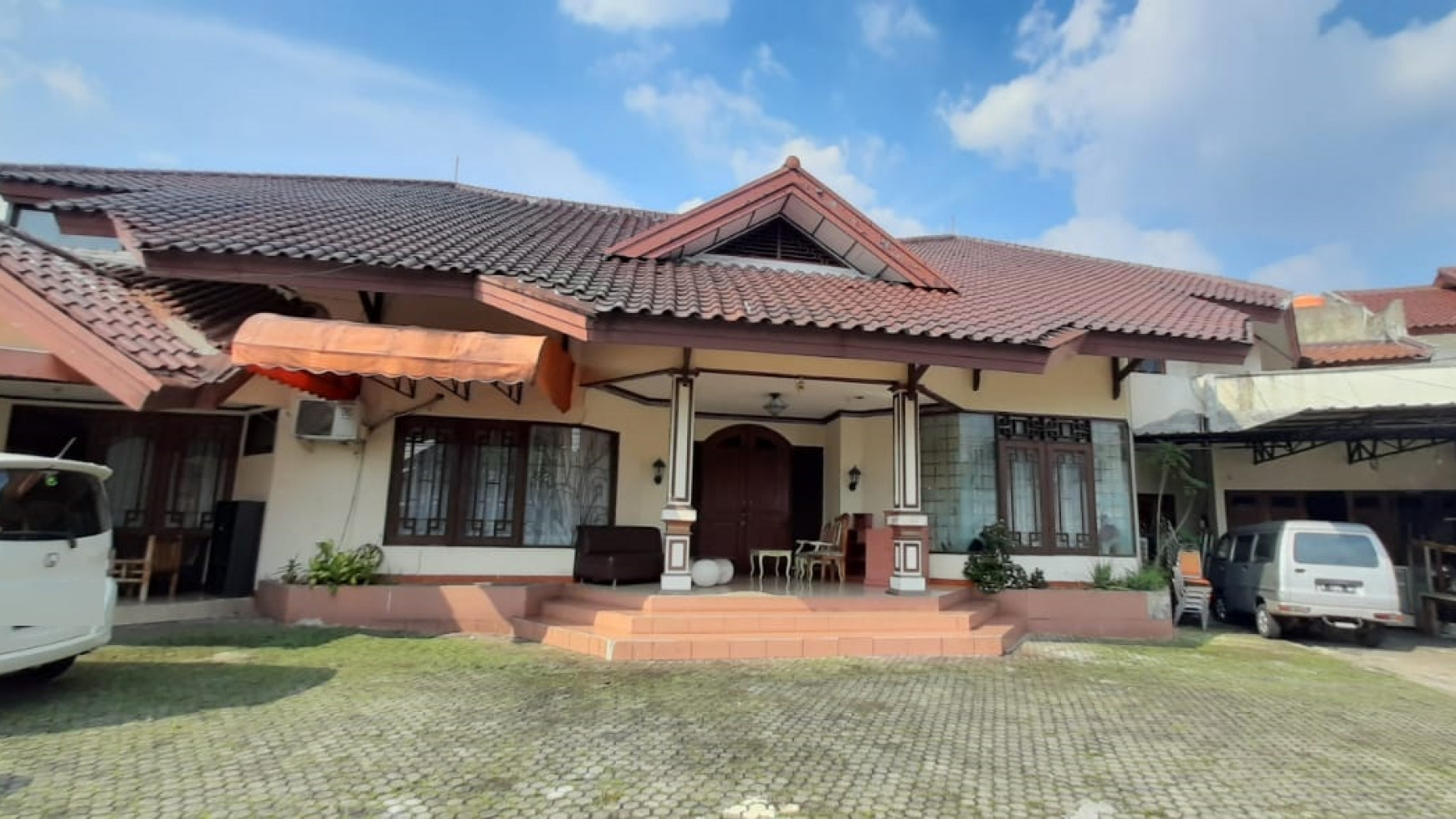 Rumah siap huni di cempaka Bintaro